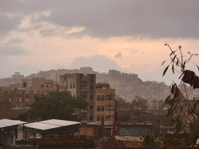 توقعات بهطول أمطار غزيرة مصحوبة برياح قوية في عدة محافظات يمنية