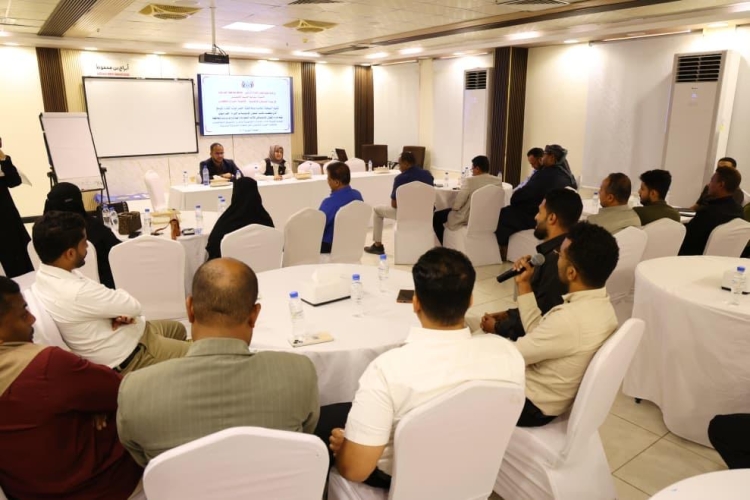 وزيرة الشؤون القانونية تترأس لقاءً موسعاً بحضرموت لتعزيز الأداء القانوني وحماية أملاك الدولة