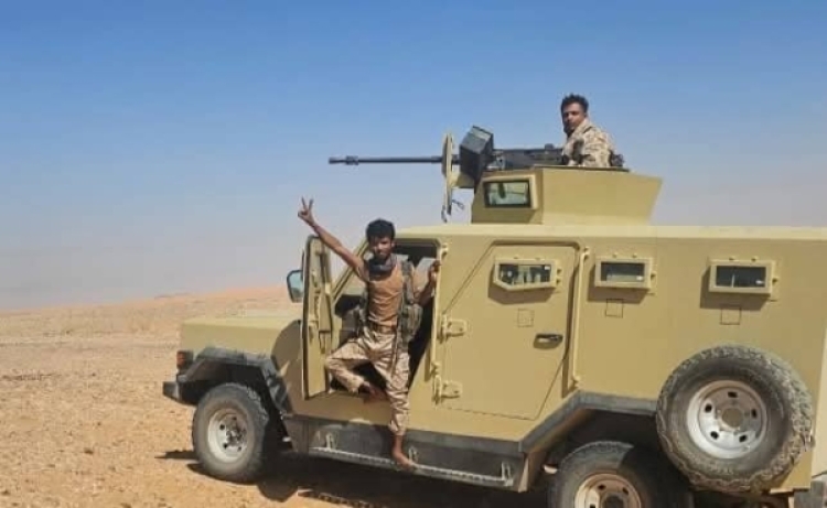 القوات الحكومية تعلن صد هجوم للحوثيين على مواقع في قطاع جواس شرق الجوف