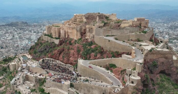 توقيع اتفاقية لتنفيذ مشروع إعادة تأهيل معالم أثرية في تعز