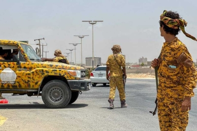 إصابة شرطية وجنديين في اشتباكات خلال مداهمة أوكار تجار مخدرات بالمهرة