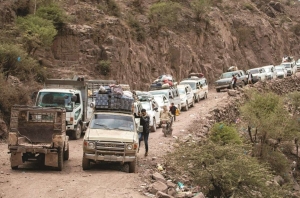 مرصد حقوقي: حصار مدينة تعز عقاب جماعي ضد المدنيين وعلى جماعة الحوثي إنهاءه فورًا