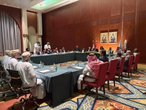 الوفد الحكومي المفاوض ينفي صحة كشوفات الأسرى المتداولة ويحذر من الشائعات