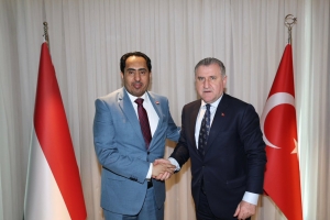 وزير الشباب والرياضة نائف البكري يبحث مع نظيره التركي تعزيز التعاون في قطاعي الشباب والرياضة