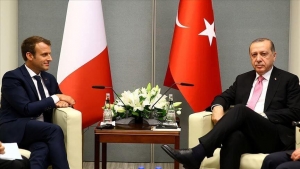 ماكرون يقول بأنه يرغب لقاء أردوغان والتحدث معه رغم الخلاف