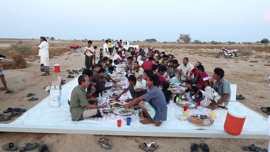 المركز الأمريكي للعدالة يدين استهداف مليشيا الحوثي لمدنيين أثناء الإفطار في حيران بحجة