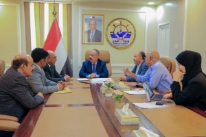وزير النقل يناقش تفعيل عضوية اليمن في الاتحاد العربي للنقل البري وتعزيز التعاون المشترك