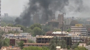 طلاب يمنيون في السودان يوجهون نداء استغاثة لإجلائهم