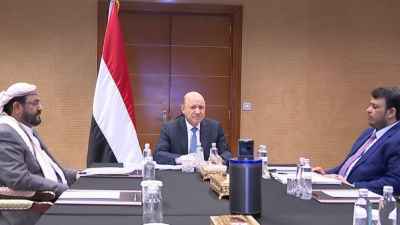 المجلس الرئاسي بصدد تشكيل فريق للتفاوض مع الحوثيين