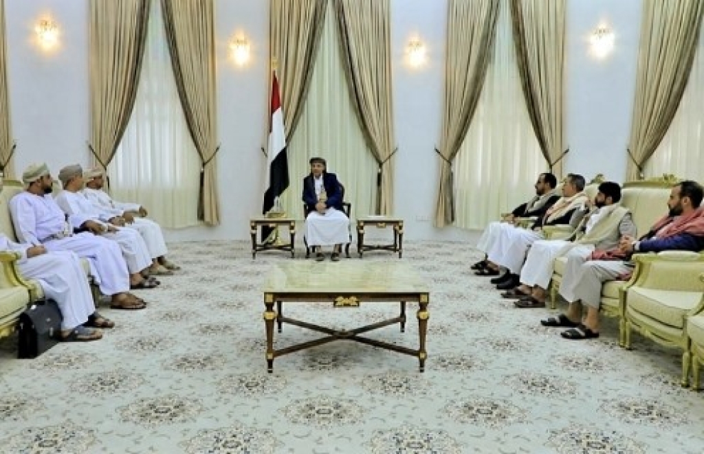جماعة الحوثي تقول إن وفدها التفاوضي عاد اليوم إلى صنعاء