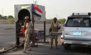 صحفي سعودي يكشف  تفاصيل ما دار في الساعات الأخيرة للرئيس العليمي قبل مغادرته عدن