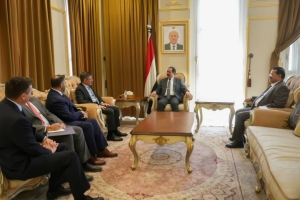 وزير الداخلية اليمنية يبحث مع السفير الأمريكي سُبل تعزيز التعاون الأمني المشترك
