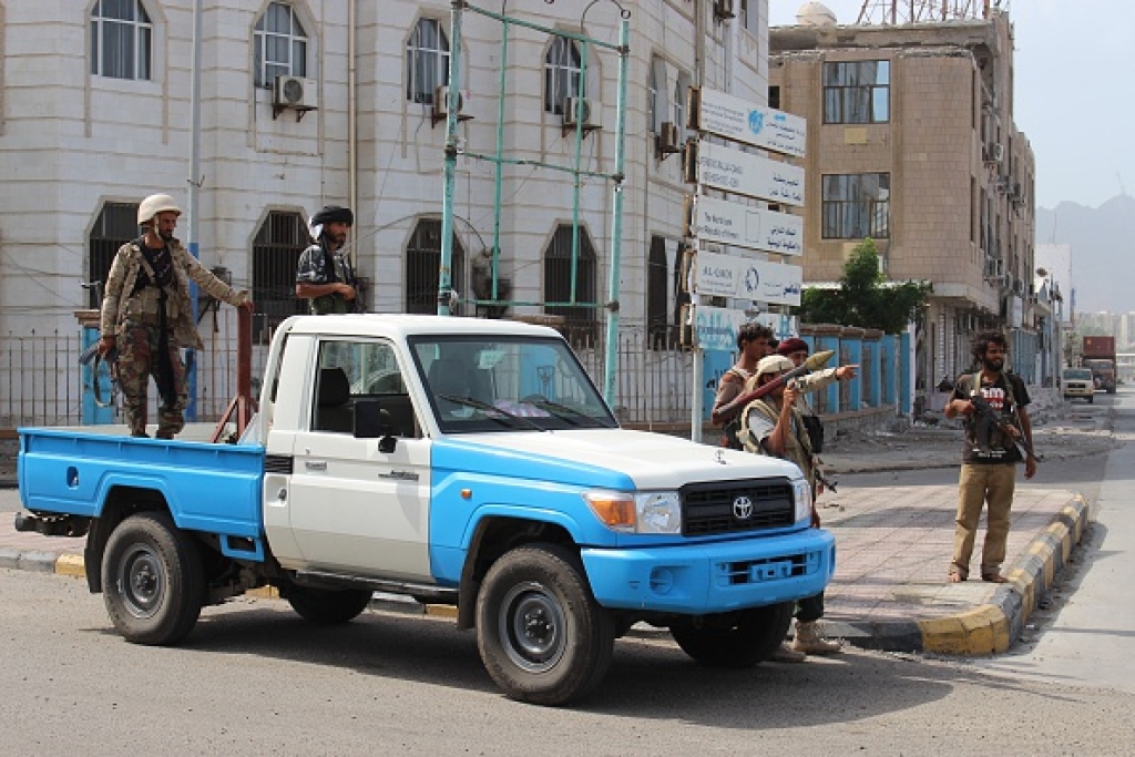 شرطة عدن تضبط شابا متهما بقتل جدته وطفل آخر