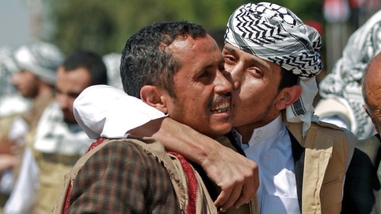 اتفاق الأسرى في اليمن.. آمال عربية وإسلامية بتعزيز الثقة نحو سلام شامل