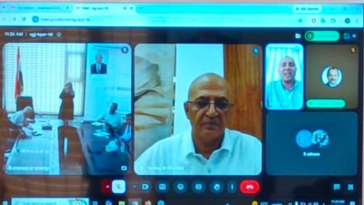 الشرجبي يرأس اجتماعا لمناقشة خطط الطوارئ لتعزيز جاهزية قطاعي المياه والبيئة