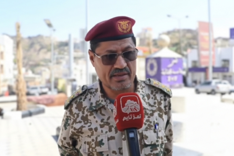 قيادي عسكري لتعز تايم: المليشيا تكثف تحشيدها خشية تحرك الجيش في تعز والقوات المسلحة في أعلى درجات الجاهزية