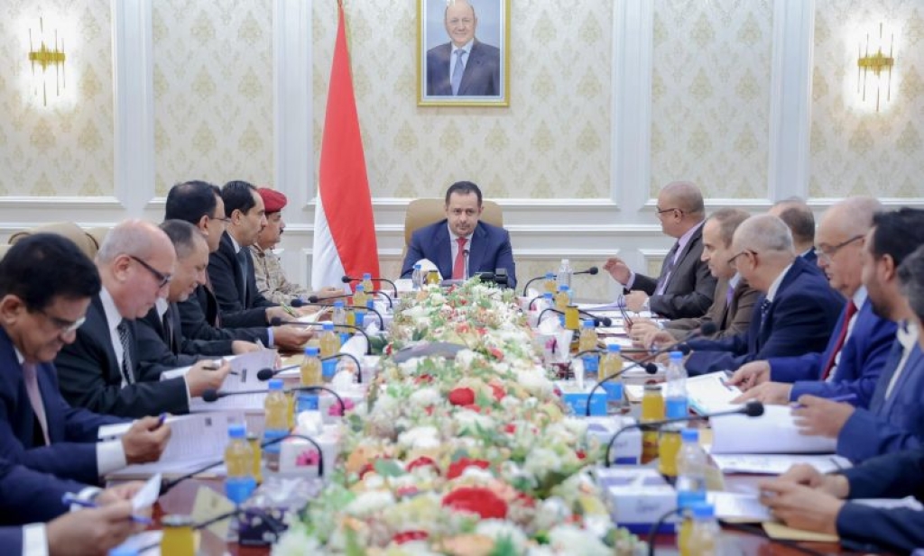 برلماني يمني يكشف عن صفقة فساد للحكومة تهدر نصف مليار دولار لصالح شركة إماراتية