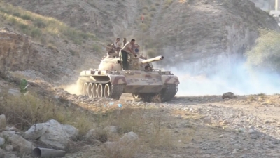 قوات الجيش تحبط محاولة تسلل للحوثيين جنوب شرق تعز
