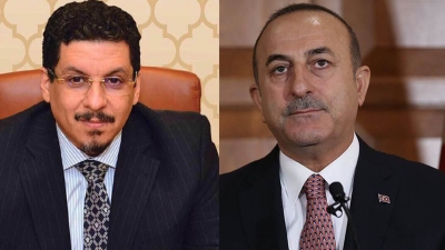 في اتصال هاتفي.. وزير الخارجية بن مبارك يشيد بموقف تركيا تجاه اليمن