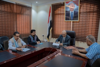 الحكومة توقع اتفاقيتين لتنفيذ مشروعي مياه في مأرب وأبين بتمويل بريطاني