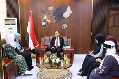 تنسيقية القمة النسوية تبحث مع وزير الصناعة تعزيز اقتصاد السلام ودور المرأة في التنمية المستدامة