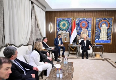 الرئيس العليمي يستعرض مع وفد أوروبي رؤية المجلس والحكومة لإنهاء تهديدات الحوثيين