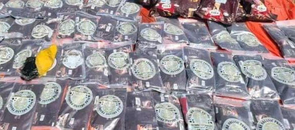 ضبط نحو طن من المواد المخدّرة في عملية بحرية قبالة سواحل رأس العارة بلحج