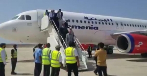 مطار الريان يستأنف رحلاته الجوية بعد 5 أعوام من التوقف