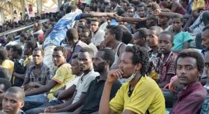 وزير يمني يكشف تجنيد الحوثيين مهاجرين أفارقة والزج بهم في محارق الموت