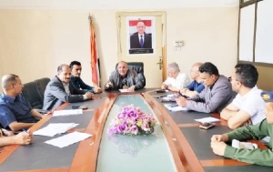 اجتماع في تعز يناقش الوضع التمويلي للغاز المنزلي والمشتقات النفطية