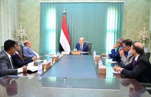 العليمي: خلافاتنا تُدار بالحكمة والواقعية.. والخطر الحقيقي هو عجزنا عن تلبية تطلعات المواطنين