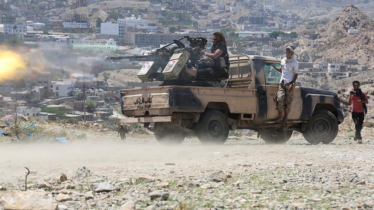 الحكومة: هجوم الحوثيين على تعز تصعيد خطير وتقويض للهدنة الأممية