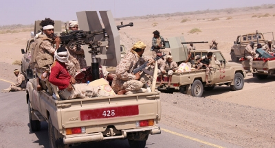 مصدر عسكري لـ تعز تايم: قوات عسكرية تابعة للحكومة  تغادر محافظة أبين إلى مأرب