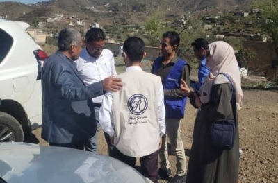 وفد من البرنامج السعودي يزور موقع إنشاء مستشفى ريفي في تعز