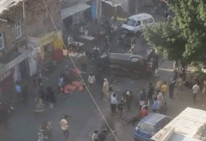 وفاة وإصابة 3 نساء وطفلين بحادث سير مروع شرقي مدينة تعز