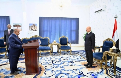 الخنبشي يؤدي اليمين الدستورية والعليمي يؤكد أن حضرموت ستظل في صدارة أولويات الدولة