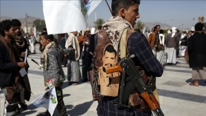 الإمارات تتحرك لإعادة الحوثيين لقائمة الإرهاب