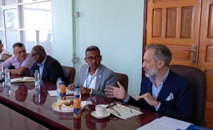 مسؤول أممي: نعمل على الانتقال من التدخلات الطارئة إلى التنمية المستدامة في تعز