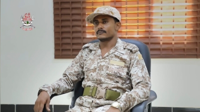 انشقاق قيادي في جماعة الحوثي وانضمامه إلى قوات العمالقة في الساحل الغربي