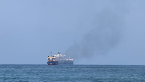 للمرة الثالثة خلال أسبوع.. واشنطن تعلن استهداف الحوثيين لسفينة تابعة لها في خليج عدن