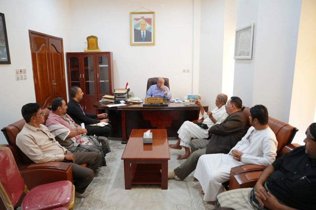 عضو الرئاسي سالم الخنبشي يؤكد أهمية تطوير المنشآت السياحية بحضرموت