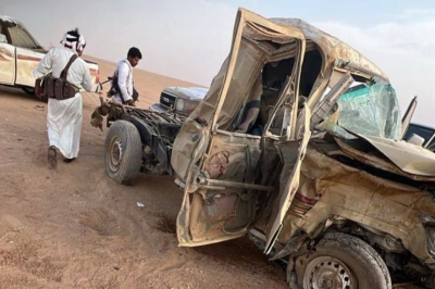 الجوف.. وفاة شخصين وإصابة اثنين آخرين بحادث مروع