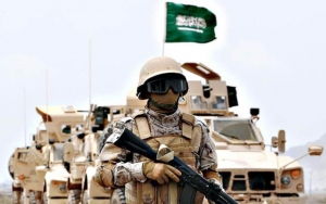 تصعيد خطير.. الإنتقالي يطلق النار على القوات السعودية في سقطرى