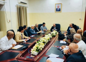 وزير الاتصالات يعلن عن توجه الوزارة لمعالجة أوضاع شركات الاتصالات التي تعمل بشكل "غير قانوني"