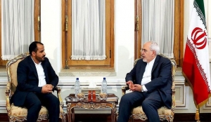 وزير خاريجة إيران يلتقي ناطق الحوثيين في مسقط