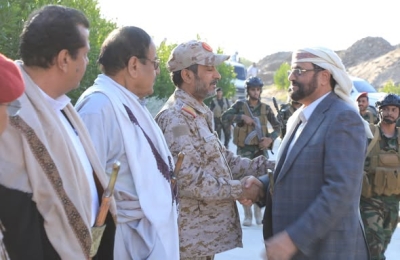 العرادة يعود إلى محافظة مأرب بعد جولة خارجية عقد خلالها لقاءات مع عدد من سفراء الدول