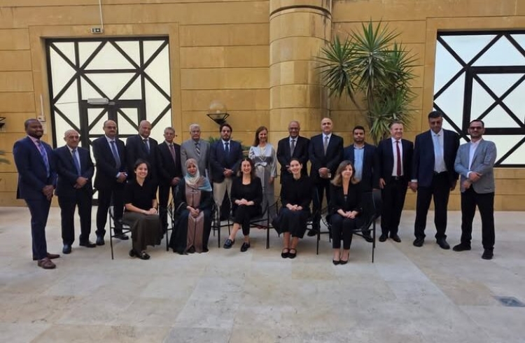 الحكومة اليمنية تناقش مع صندوق النقد الدولي خطة التعافي وإصلاح القطاعات الحيوية