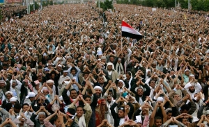 الغارديان: اليمن بعد 10 سنوات على الثورة.. حروب وجوع وأمراض وفقدان للأمل