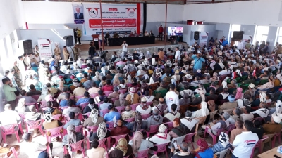 تعز: لقاء موسع لمشائخ ووجهاء الحجرية يؤكد دعم الرئيس العليمي واستمرار المقاومة الشعبية حتى إنهاء الانقلاب