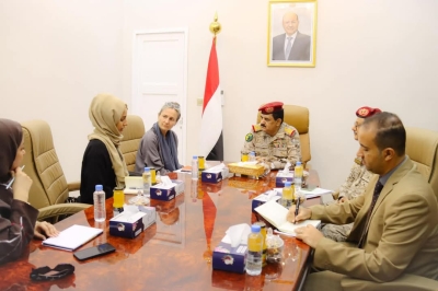 وزير الدفاع: نار جماعة الحوثي طالت الجميع ولا بد من وضع نهاية لإرهابها وإجرامها